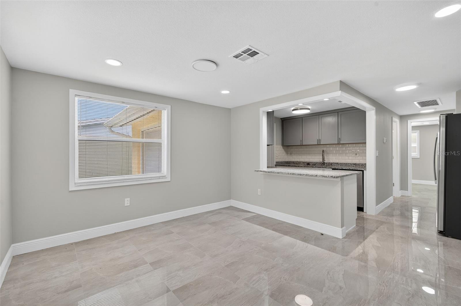 4929 DOCNER ST — photo 4