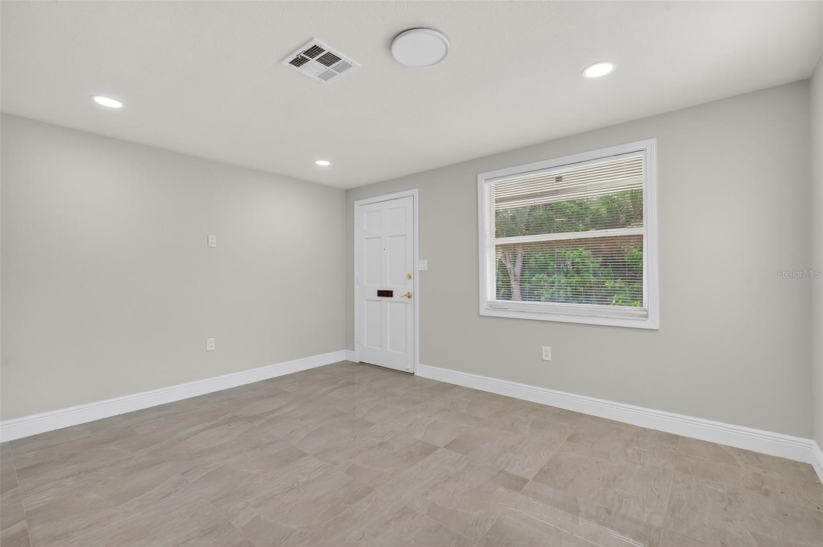 4929 DOCNER ST — photo 5