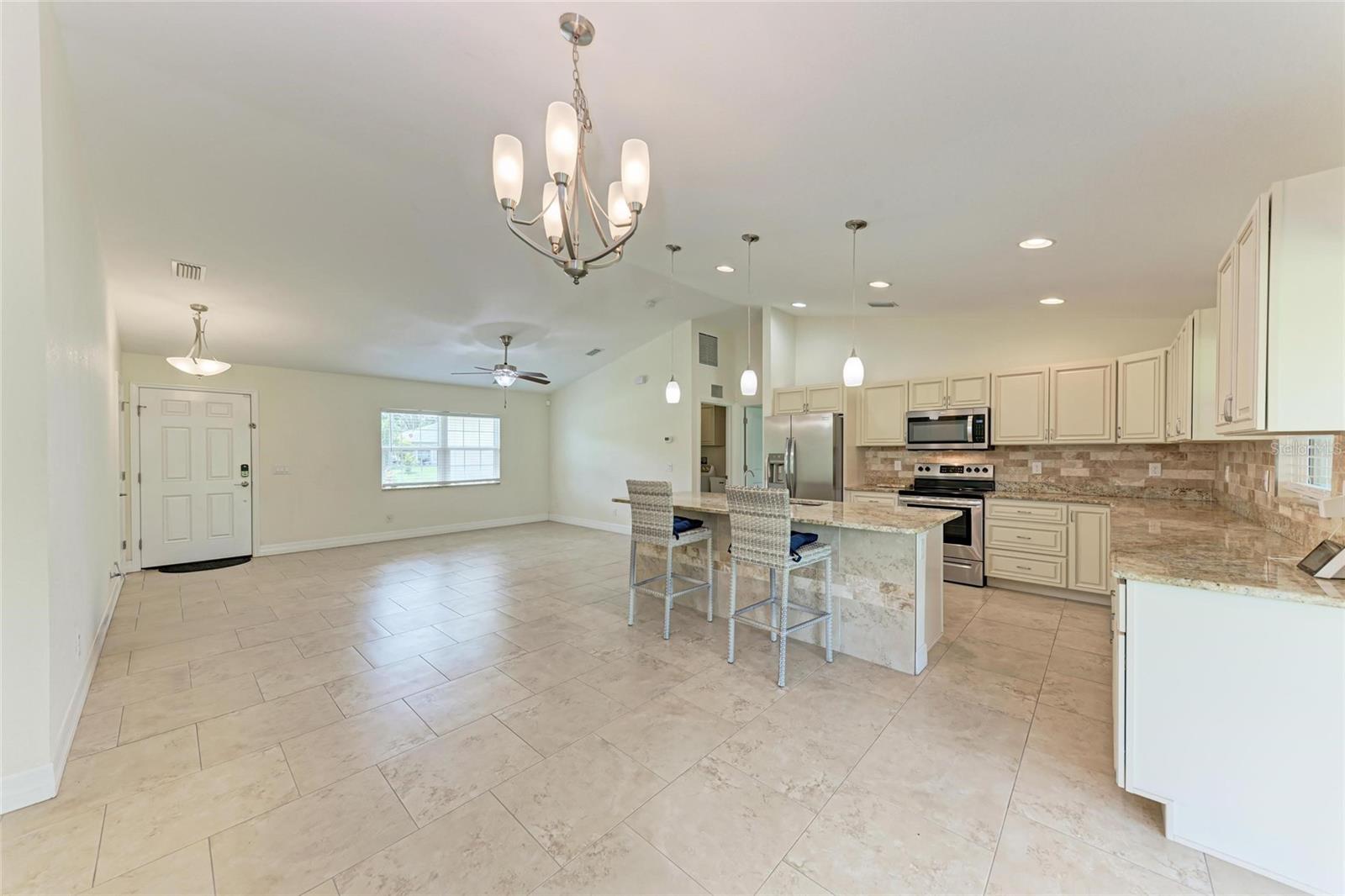 3560 ELDRON AVE — photo 16