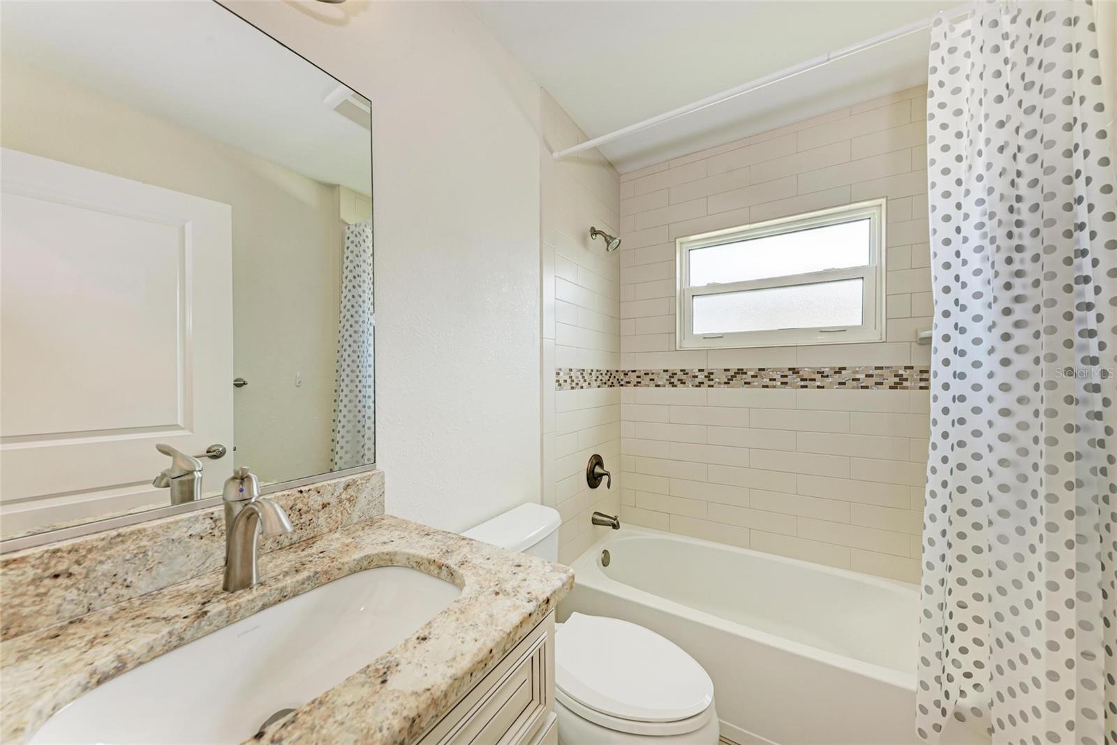 3560 ELDRON AVE — photo 28
