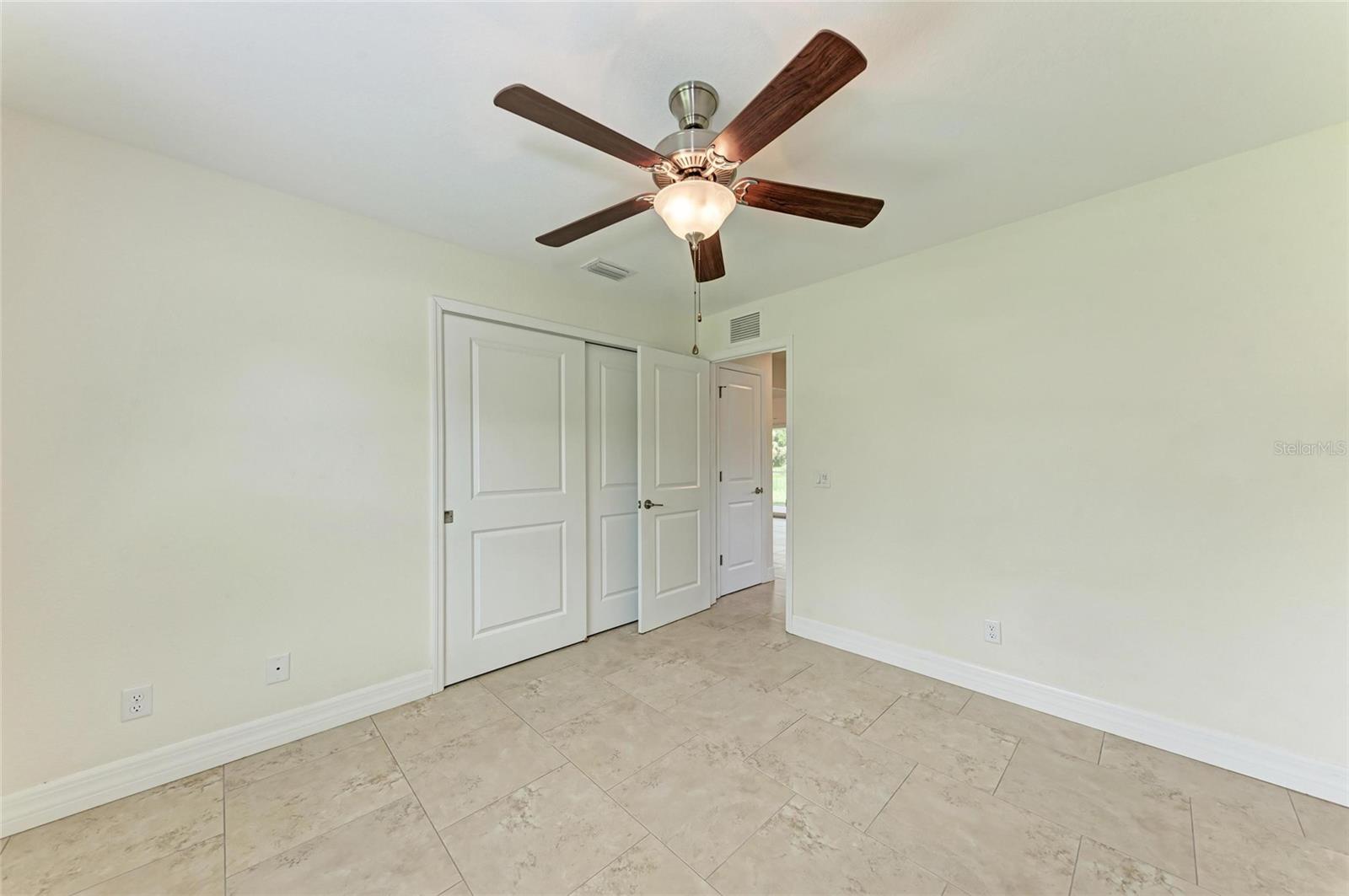 3560 ELDRON AVE — photo 27