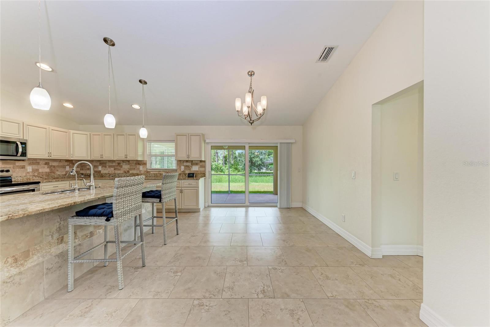 3560 ELDRON AVE — photo 14