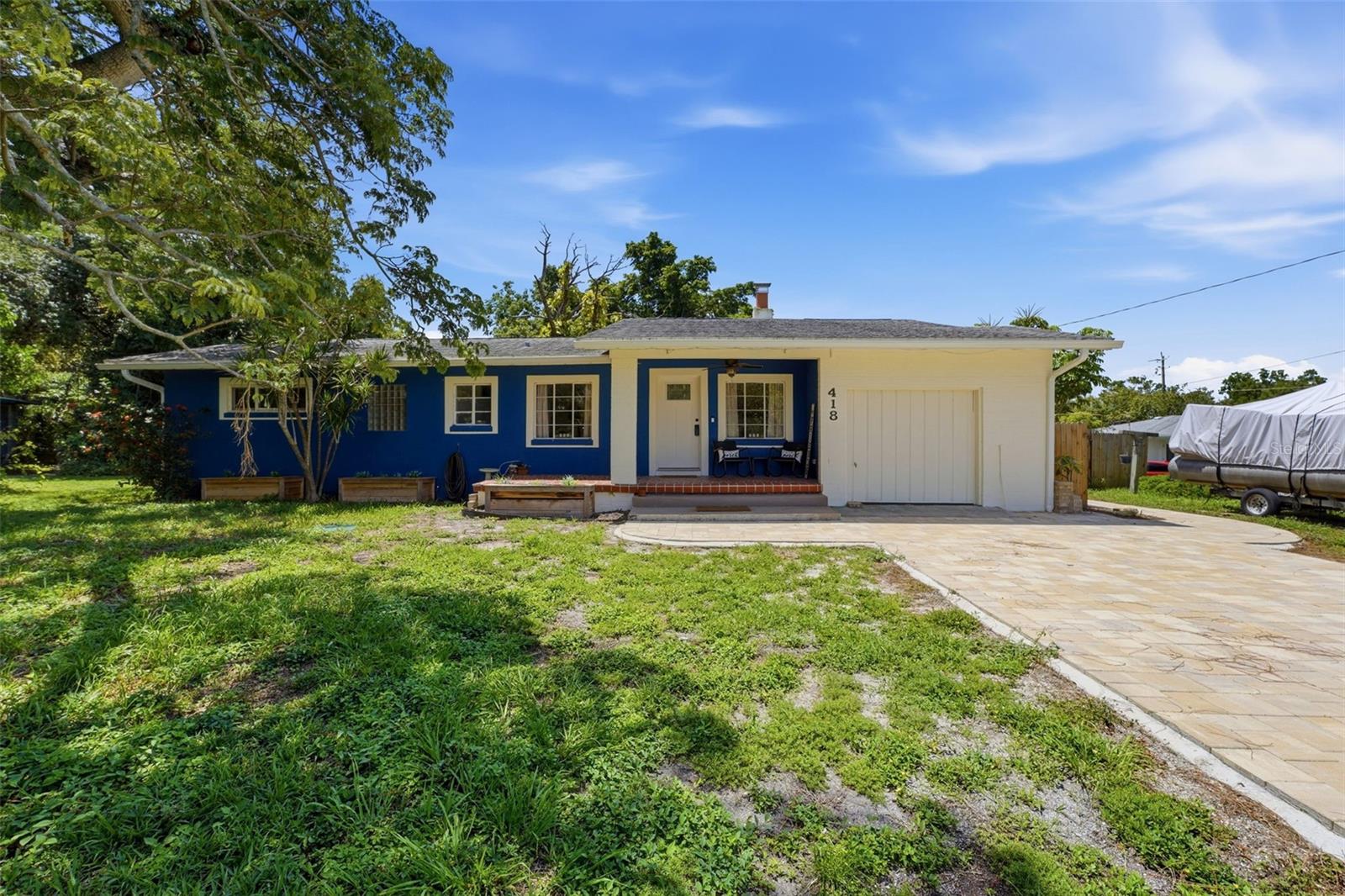 418 EDWARDS DR — photo 2