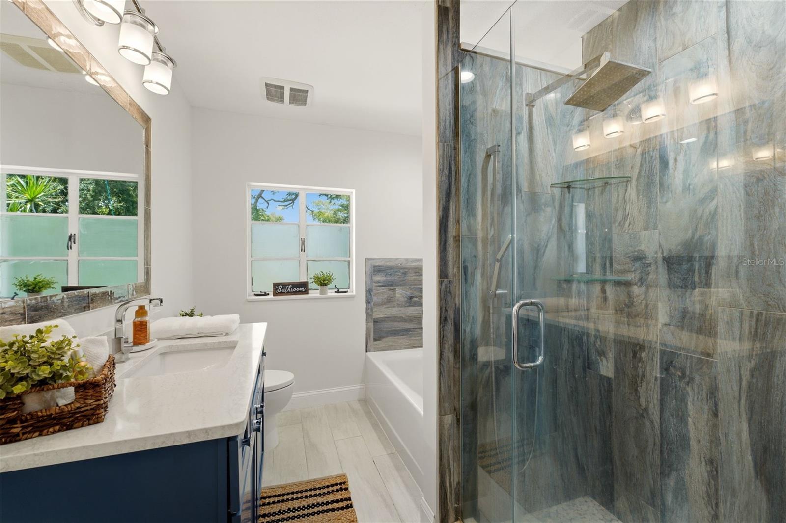 418 EDWARDS DR — photo 25