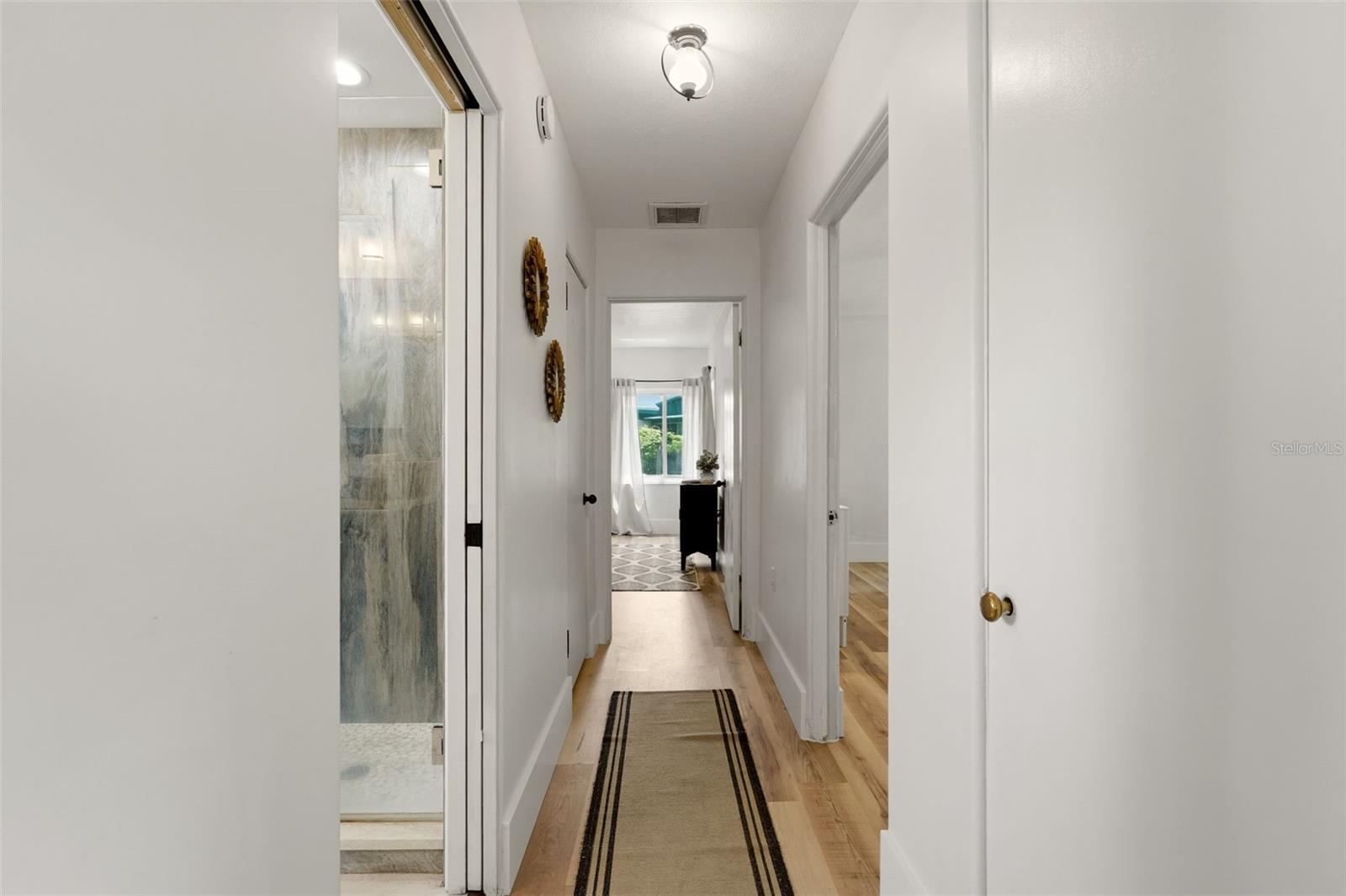 418 EDWARDS DR — photo 29