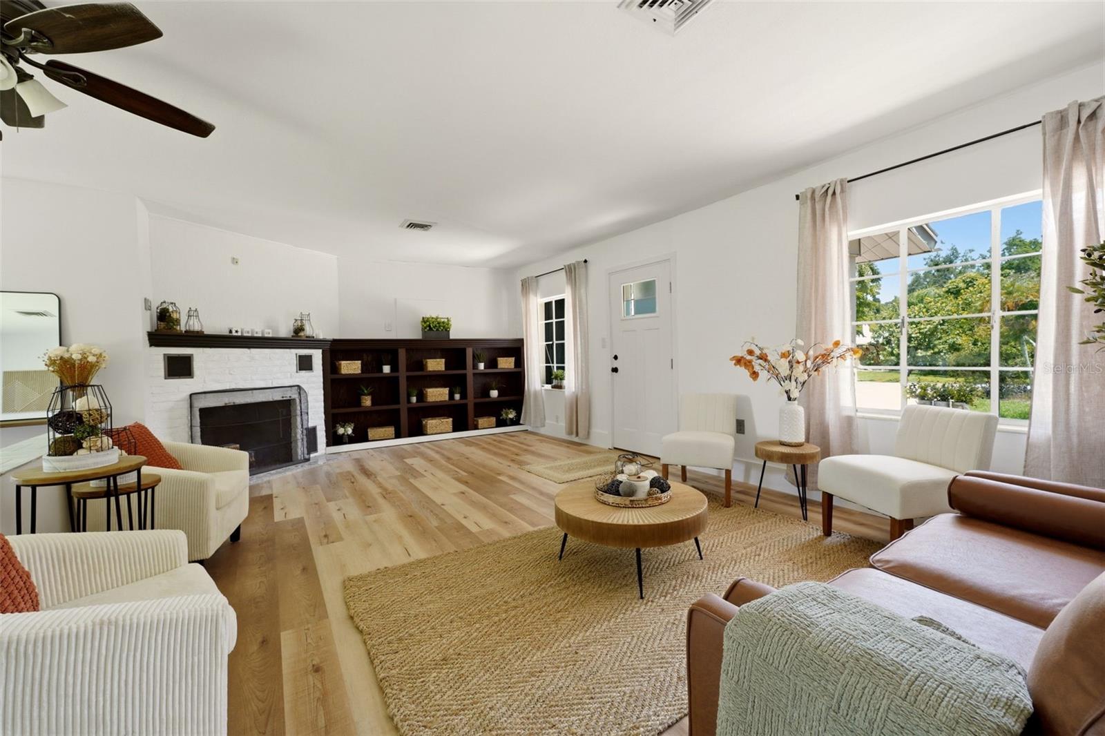 418 EDWARDS DR — photo 12