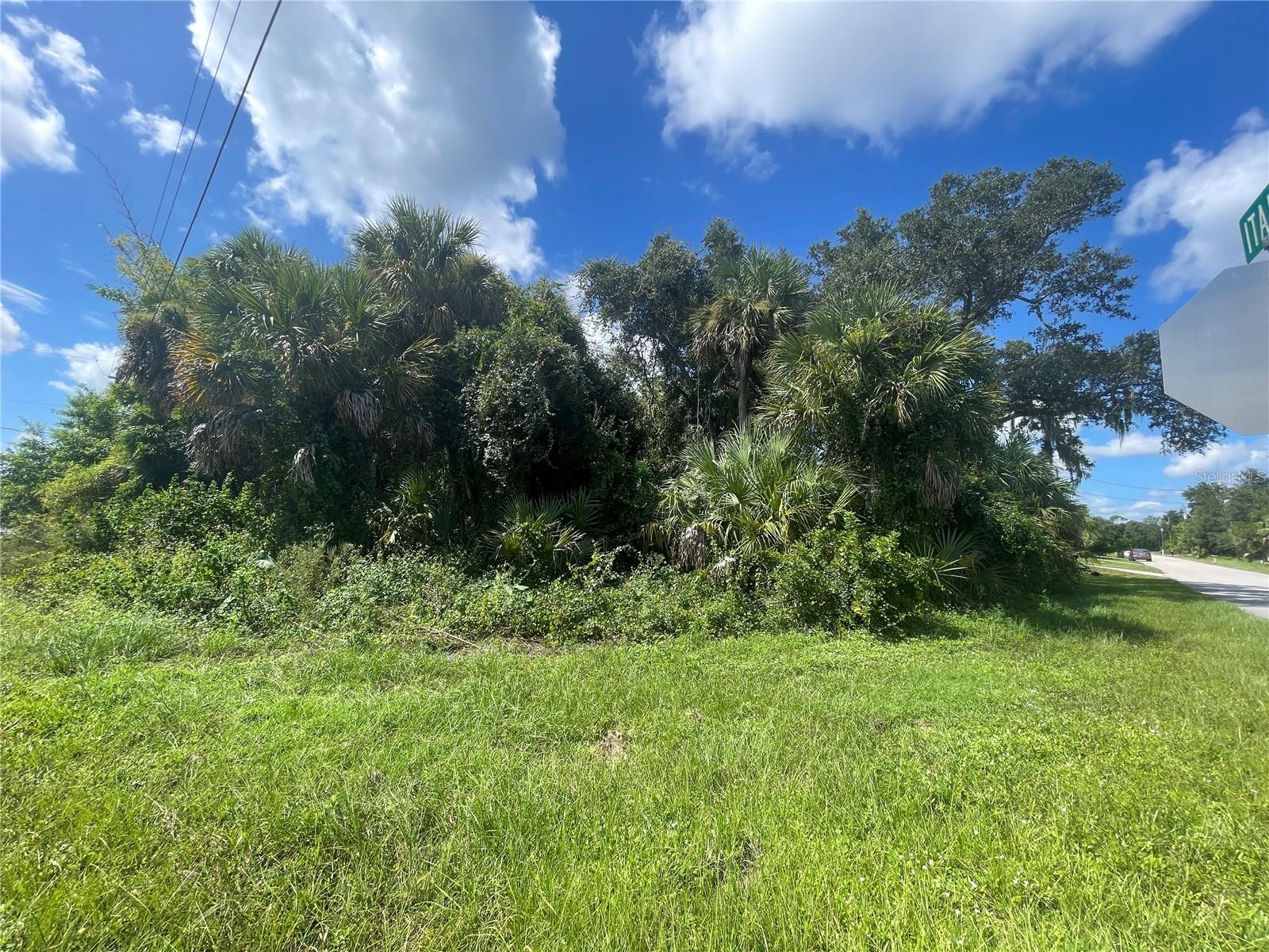 SNYDER   (LOT 6 BLOCK 1019) ST — photo 10