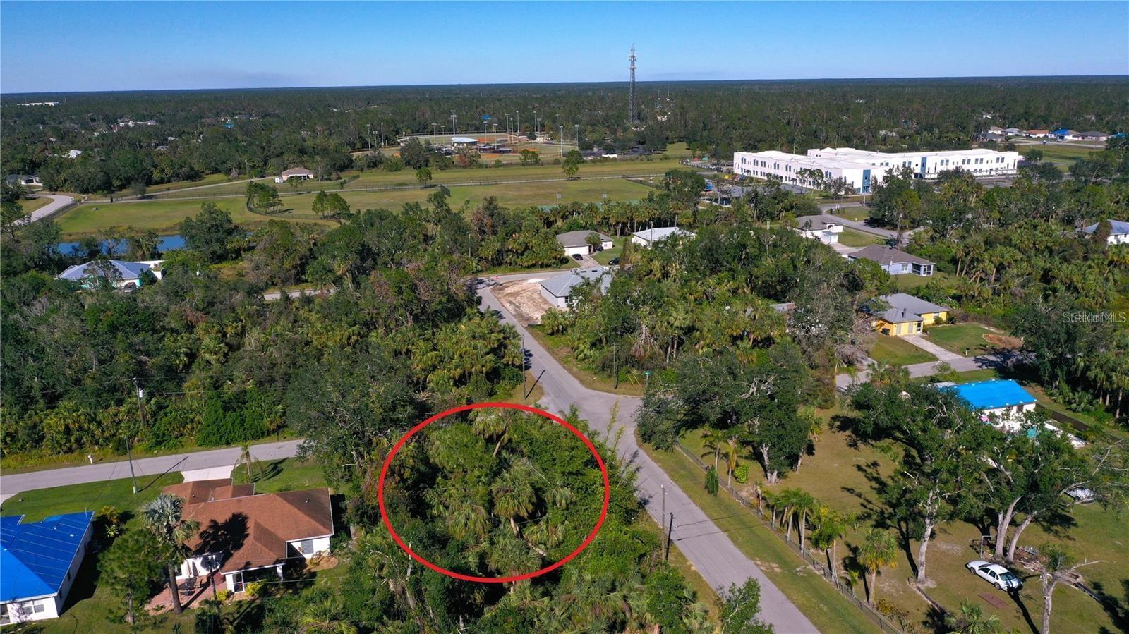 SNYDER   (LOT 6 BLOCK 1019) ST — photo 17