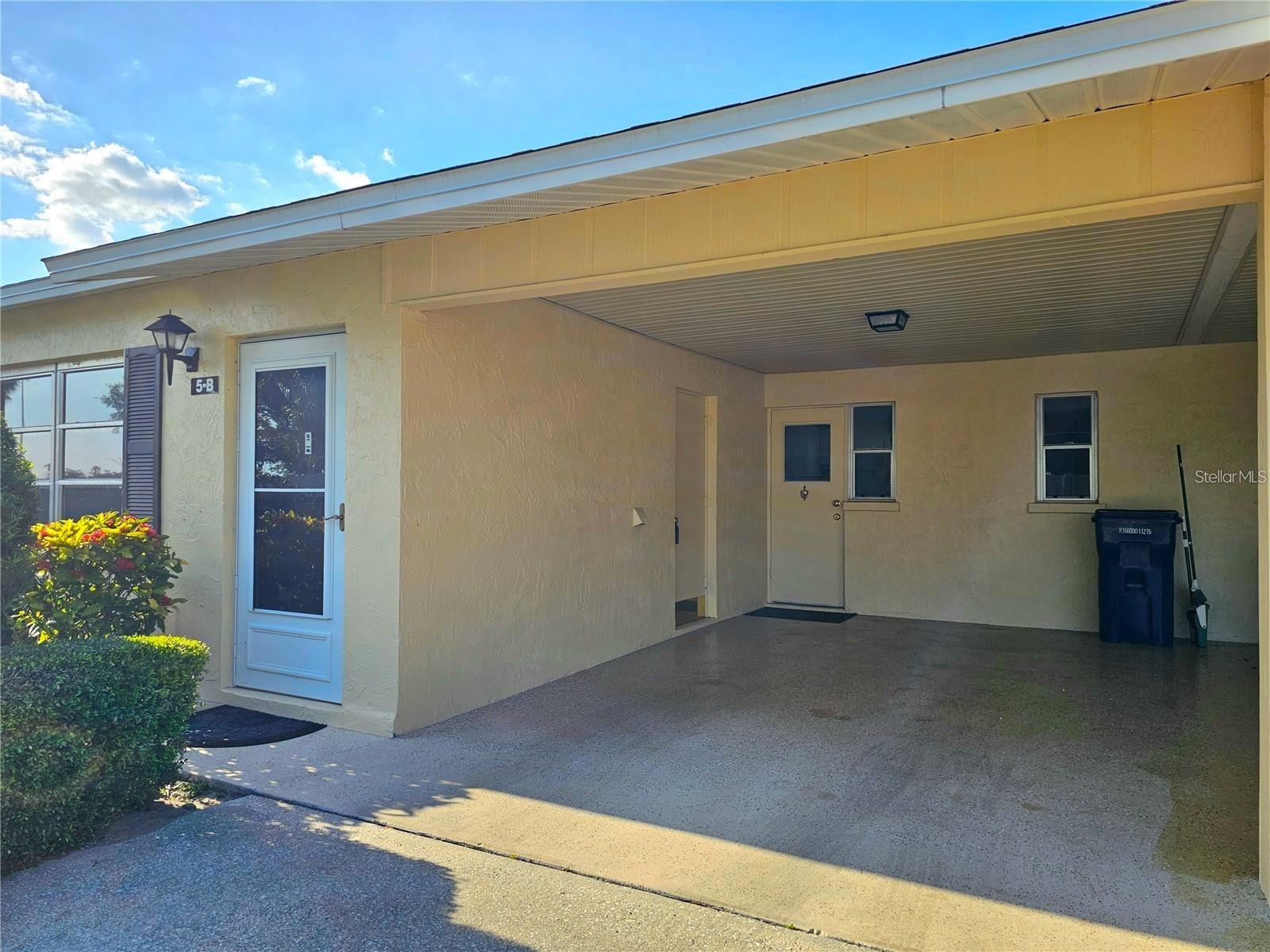 390 301 BLVD W #5B — photo 4