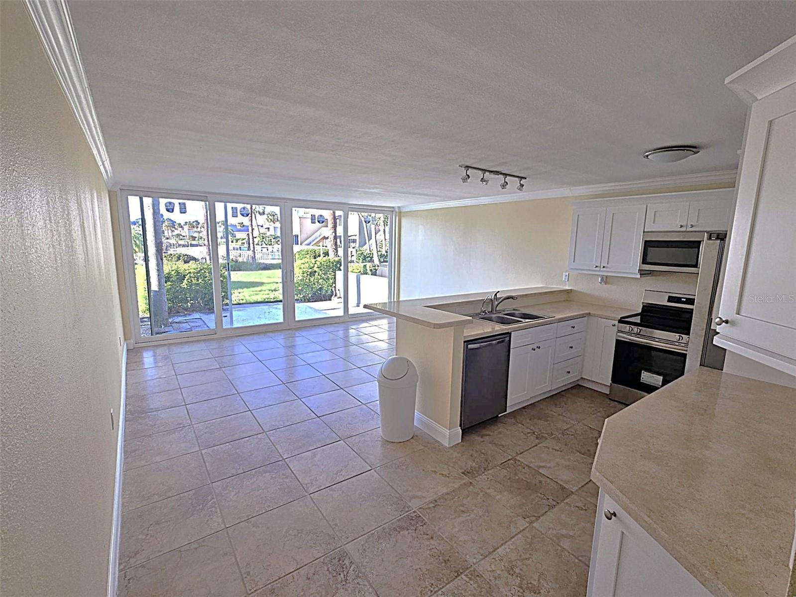 2424 W TAMPA BAY BLVD #I102 — photo 12