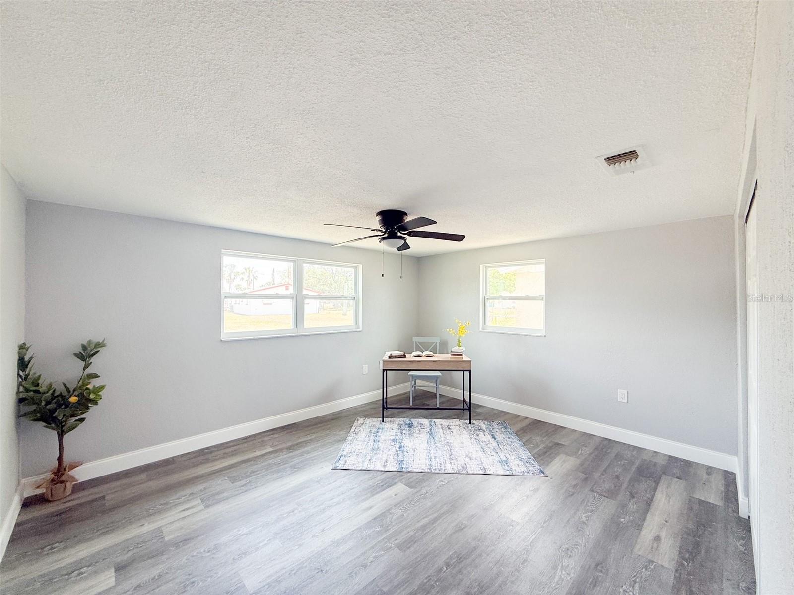 10805 FILLMORE AVE — photo 25