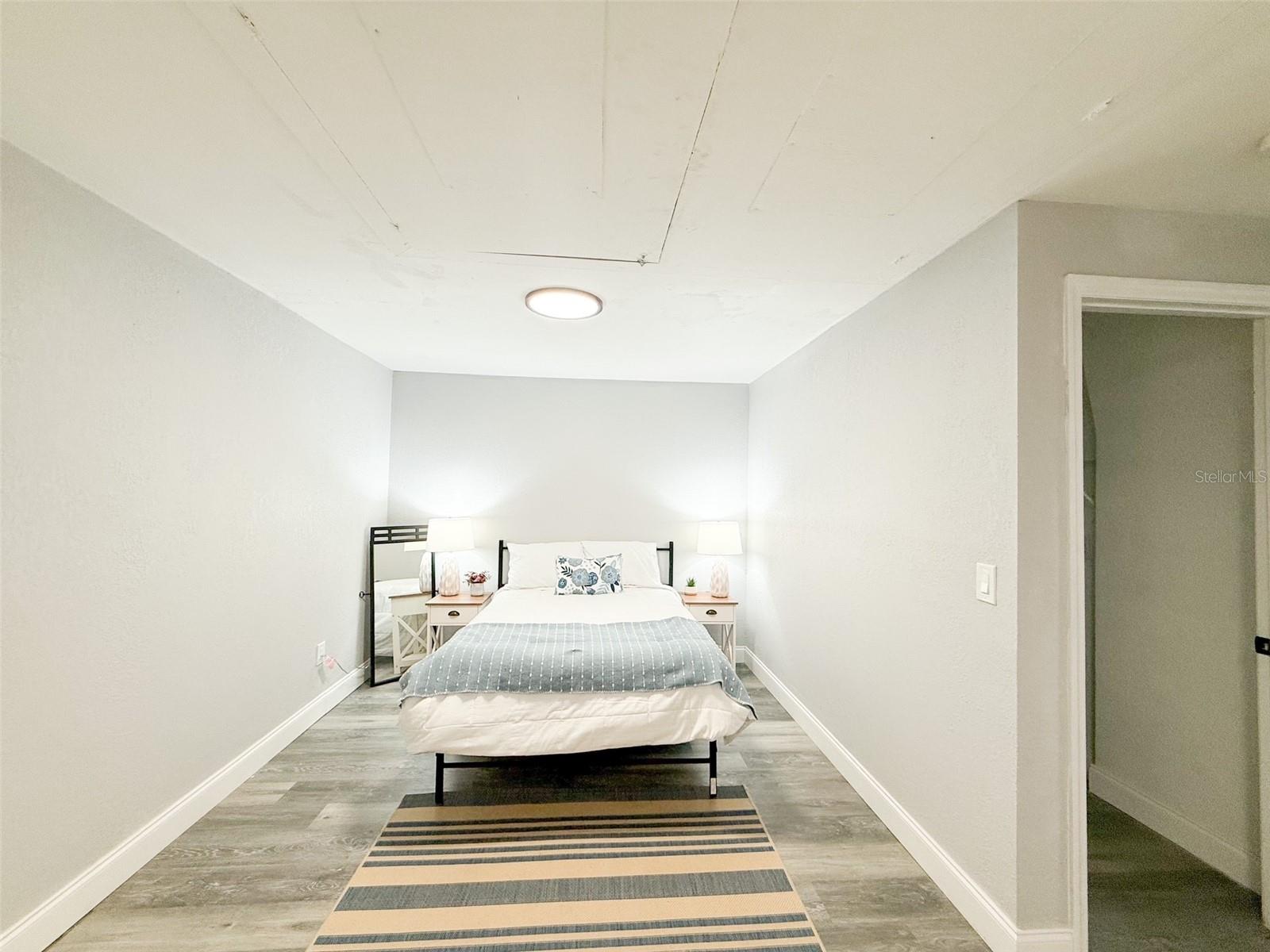 10805 FILLMORE AVE — photo 19