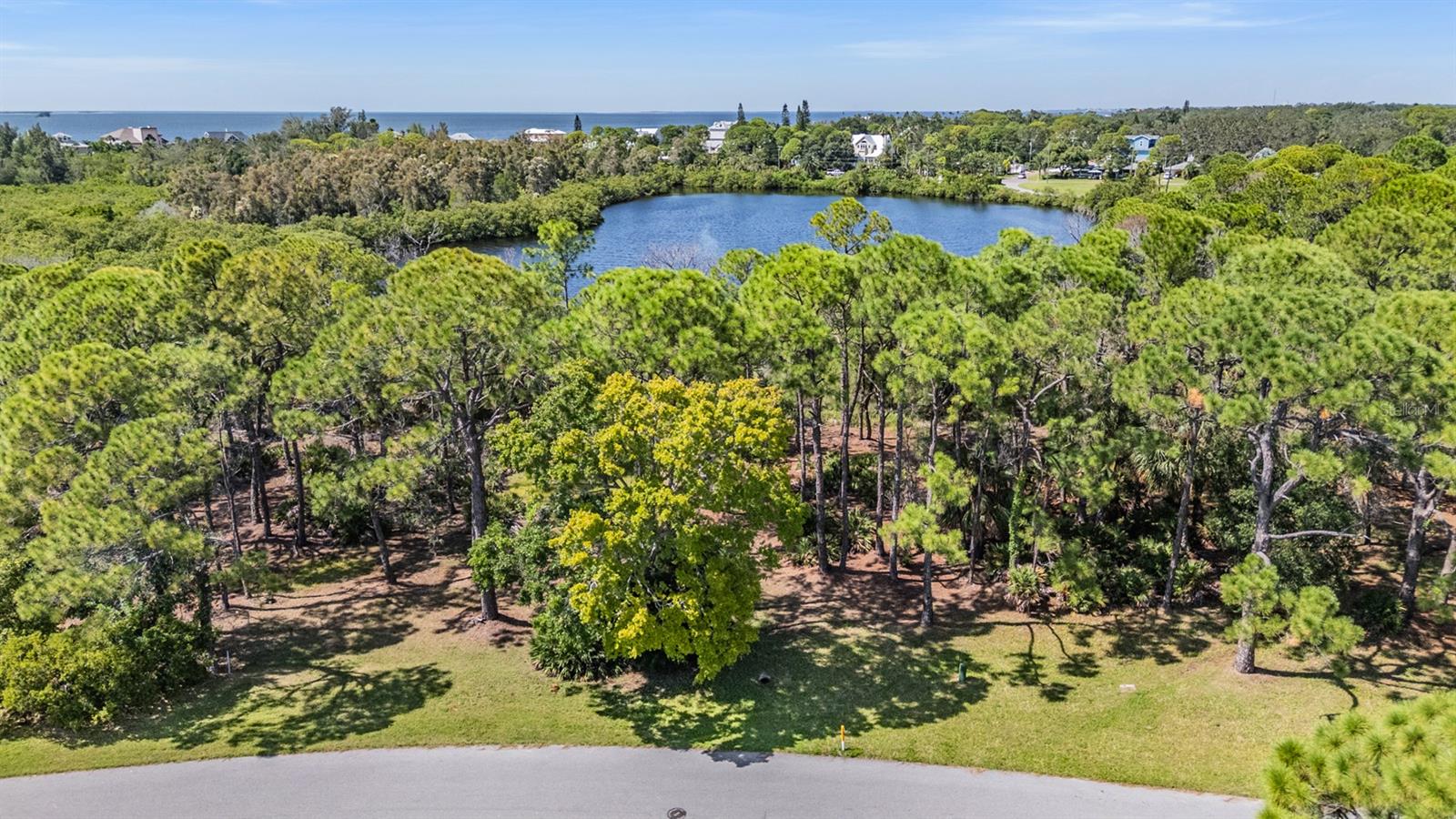 SEAVIEW DR — photo 13