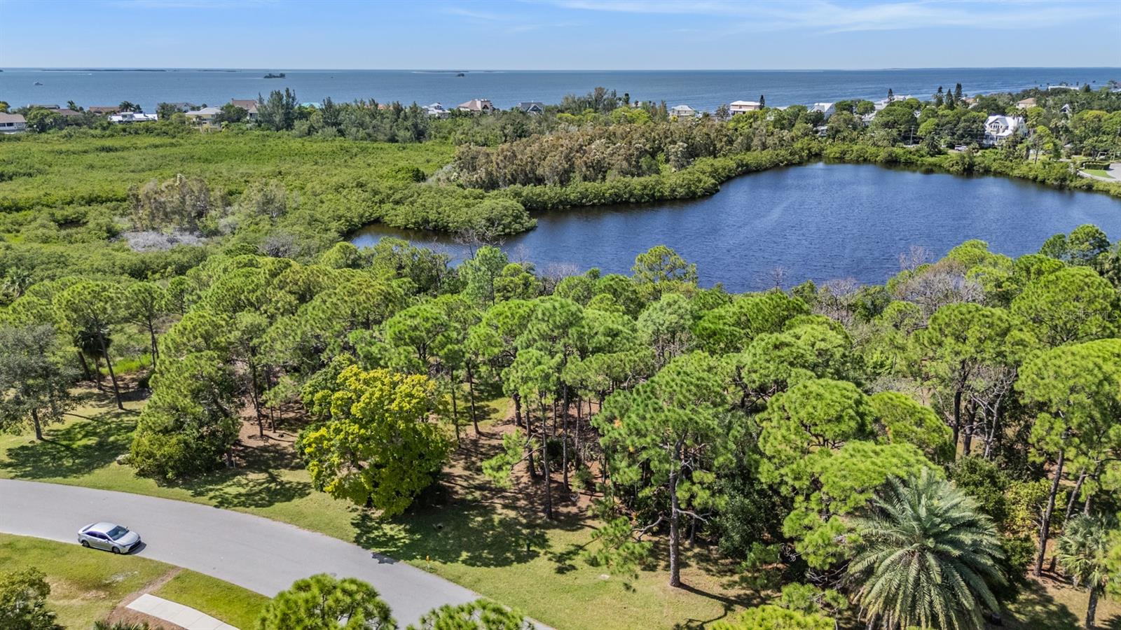 SEAVIEW DR — photo 11