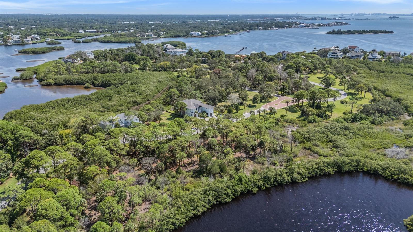 SEAVIEW DR — photo 17