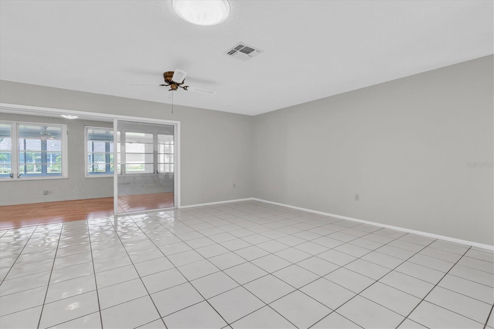 4719 CAVENDISH DR — photo 9