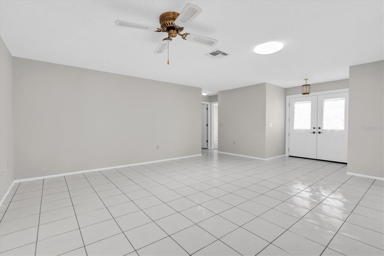4719 CAVENDISH DR — photo 10