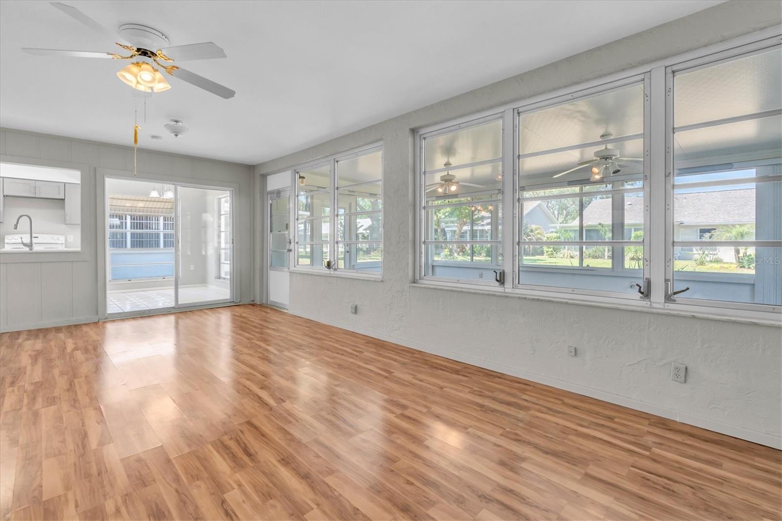 4719 CAVENDISH DR — photo 18