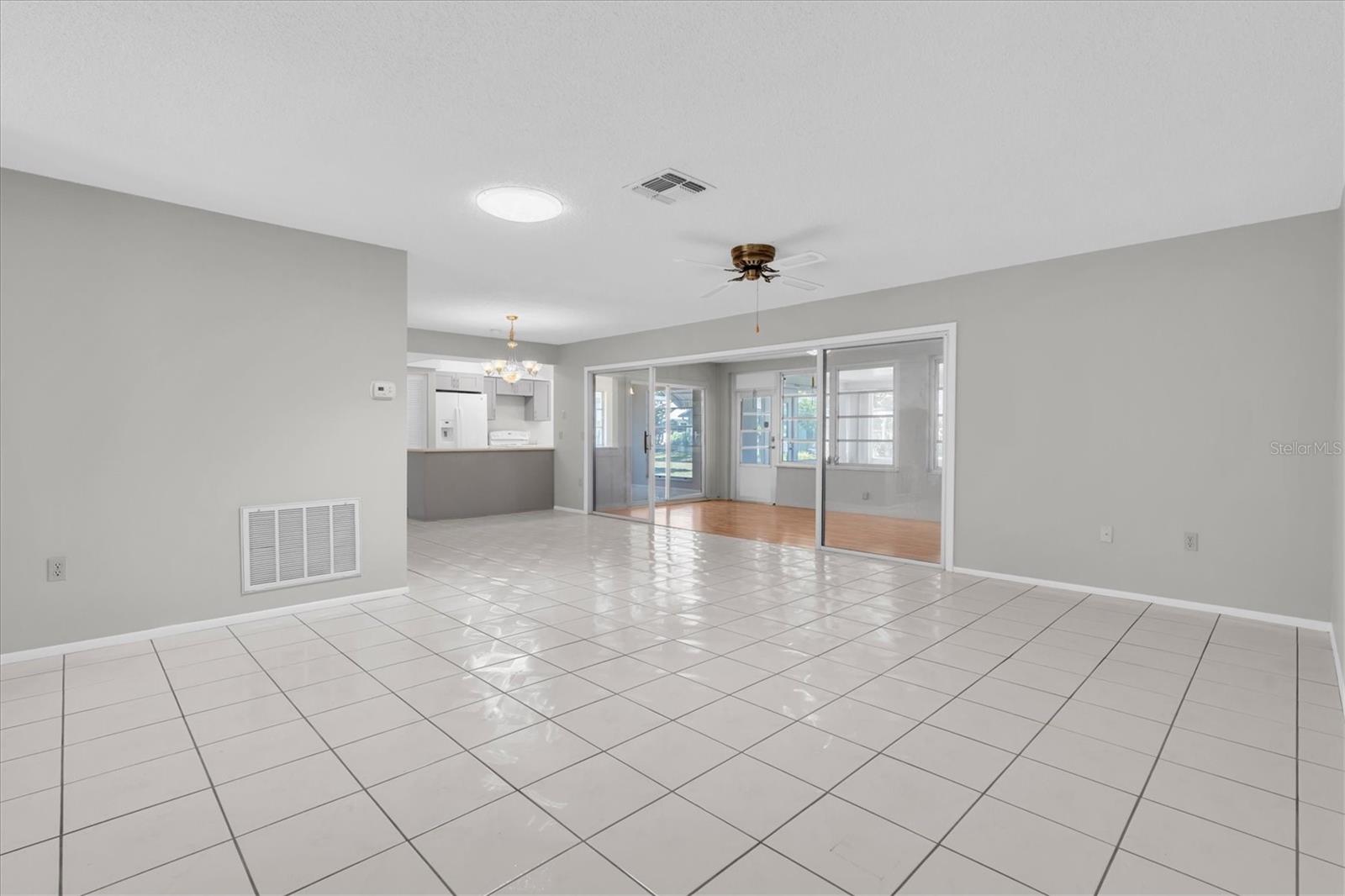 4719 CAVENDISH DR — photo 8