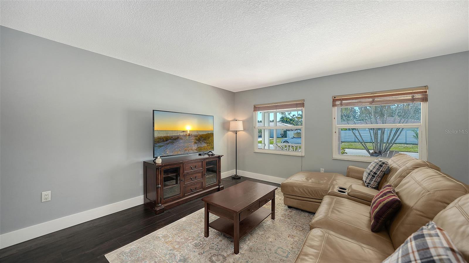 3507 PINECREST ST — photo 8