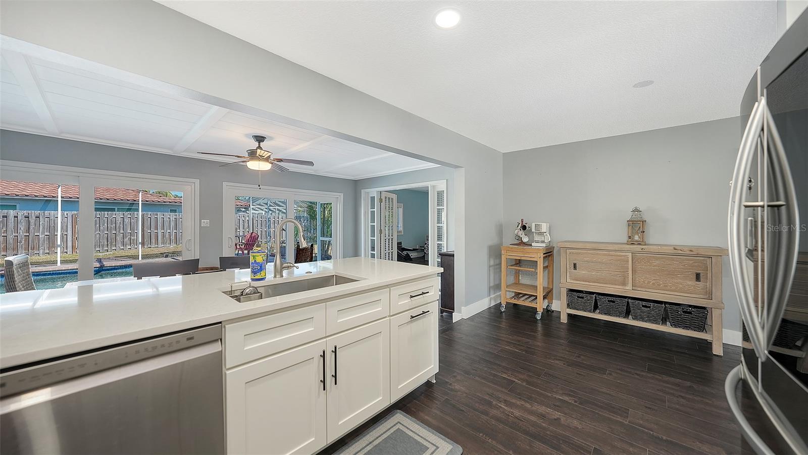 3507 PINECREST ST — photo 15