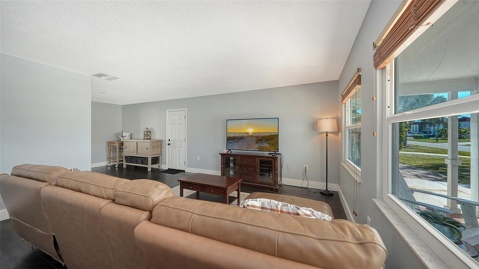 3507 PINECREST ST — photo 7
