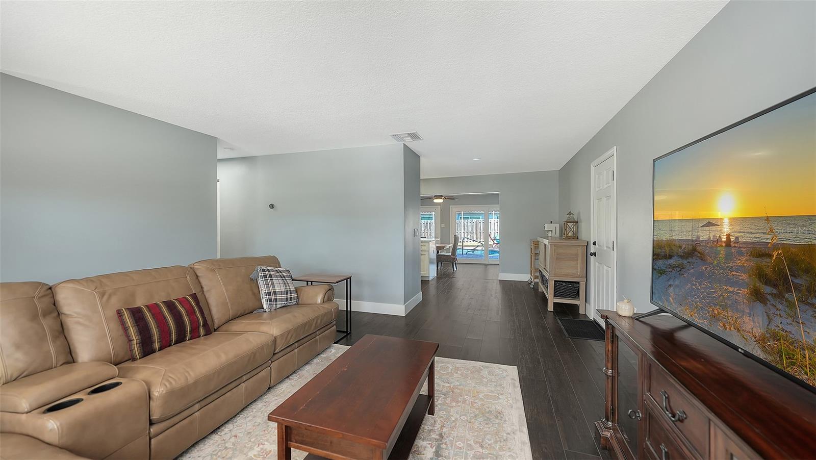 3507 PINECREST ST — photo 11