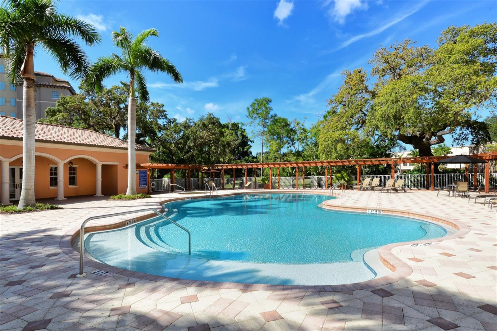5560 CANNES CIR #3-106 — photo 59