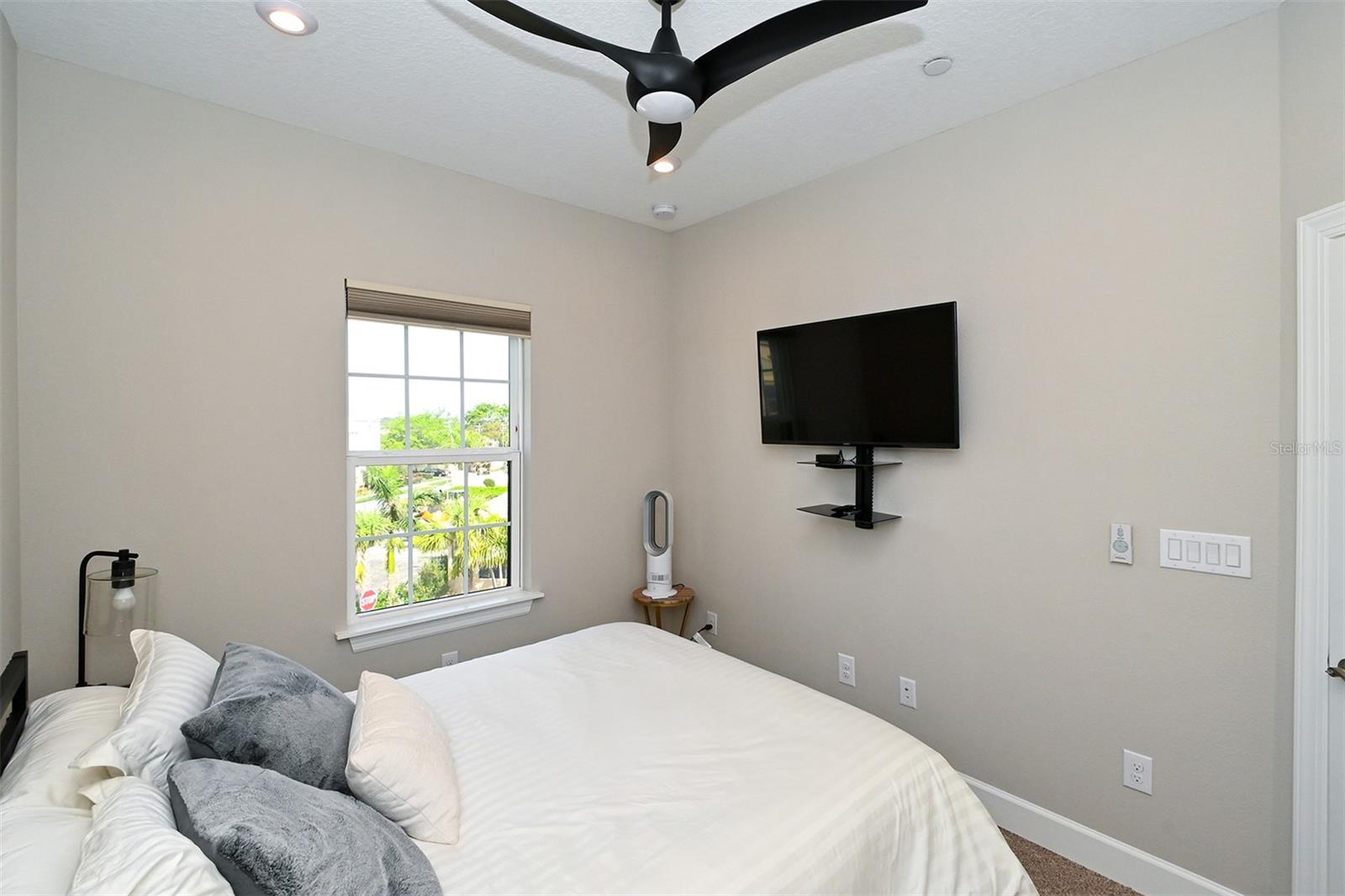 5560 CANNES CIR #3-106 — photo 36