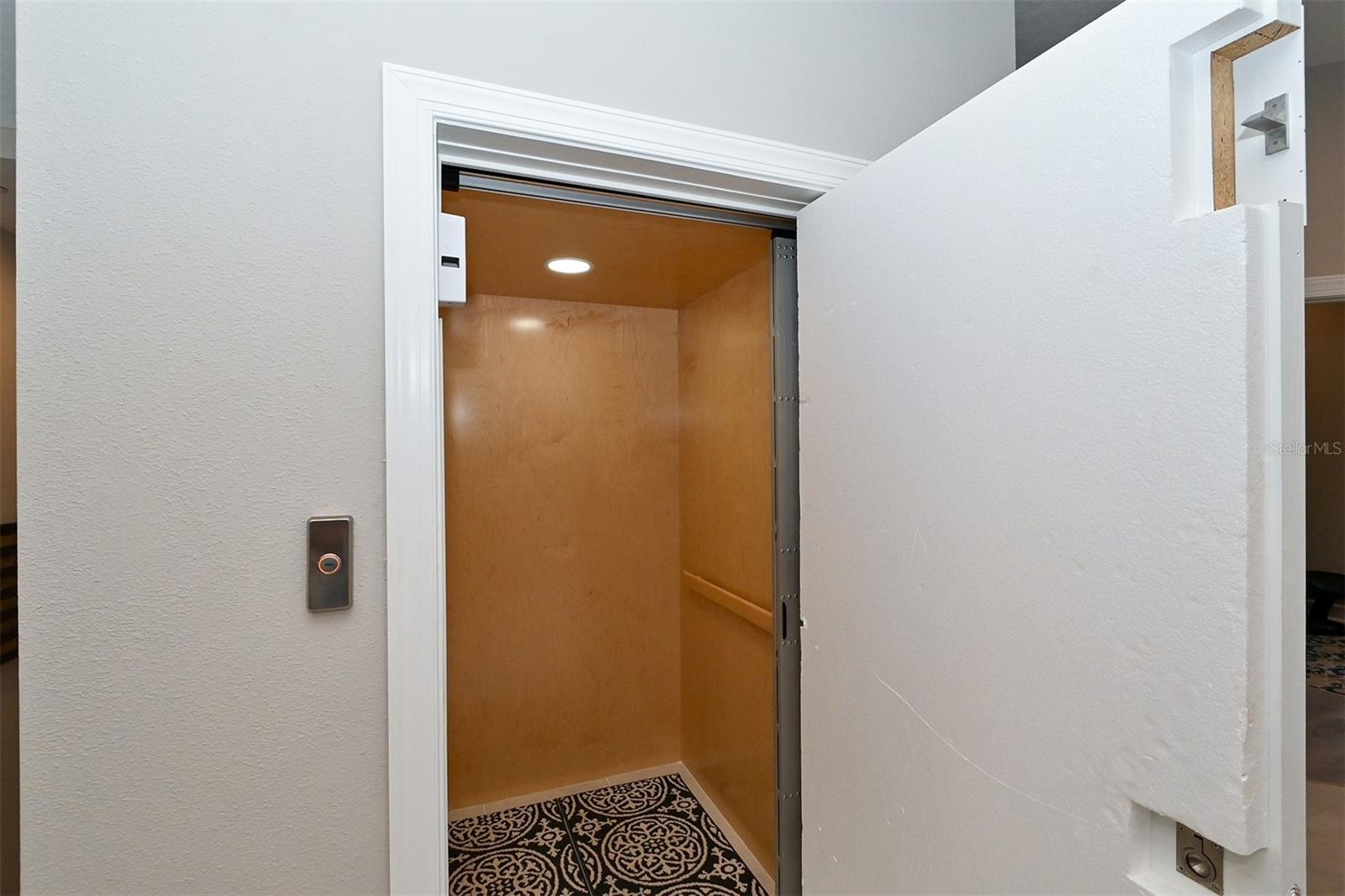 5560 CANNES CIR #3-106 — photo 44