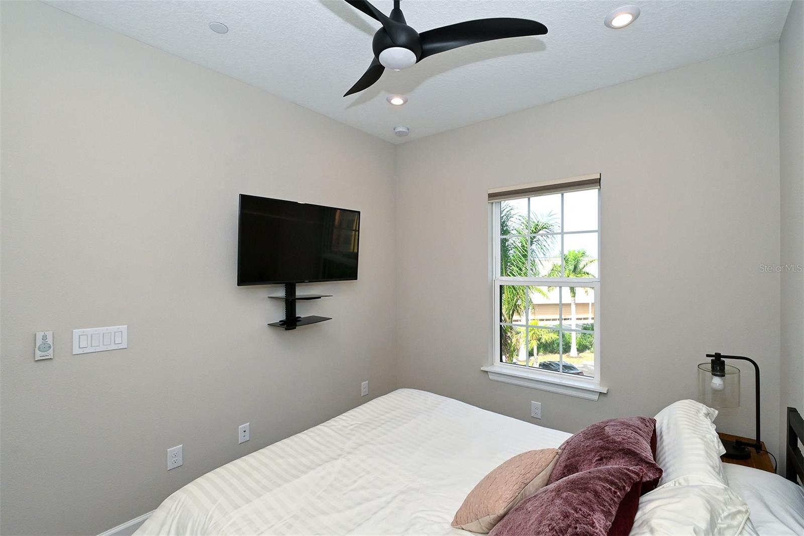 5560 CANNES CIR #3-106 — photo 30