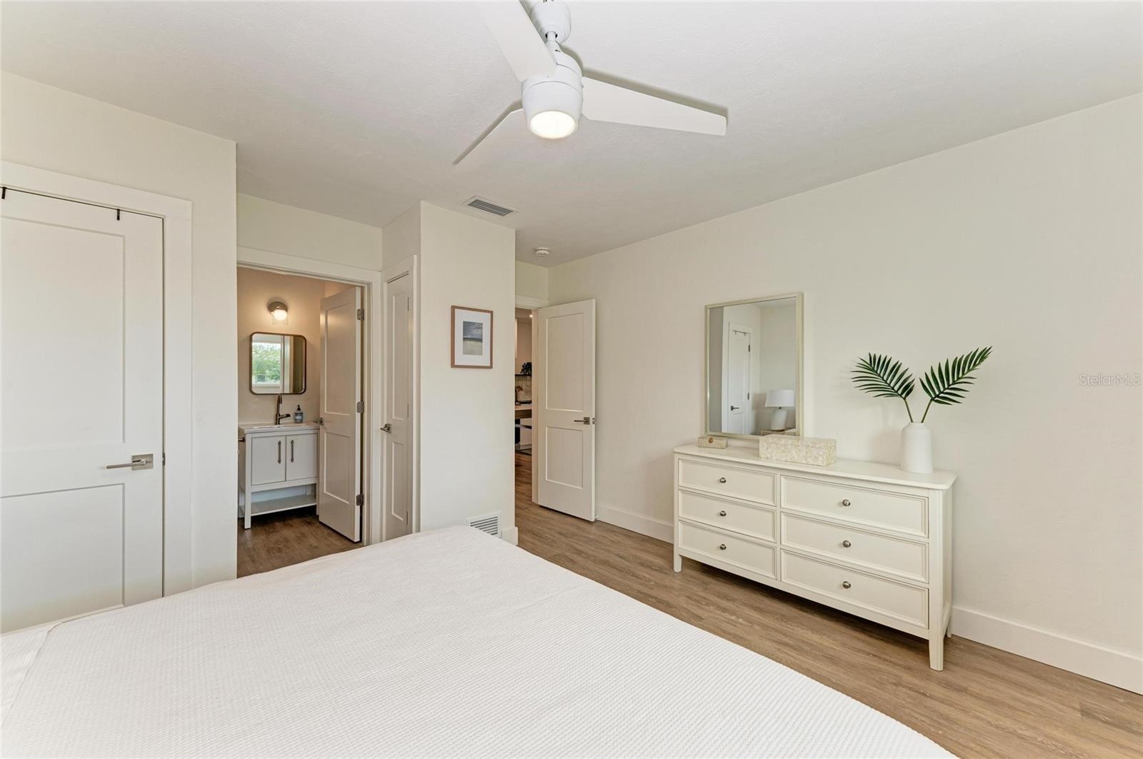 302 SAN MARCO DR — photo 11