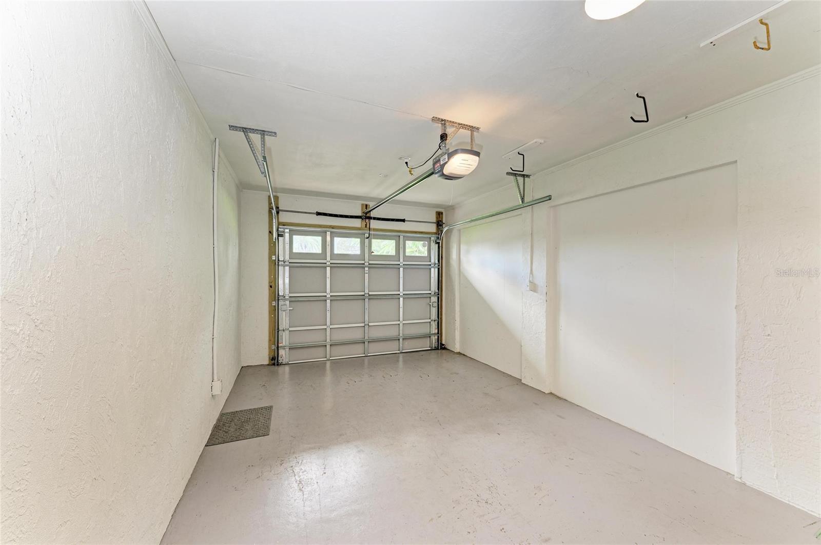 302 SAN MARCO DR — photo 22