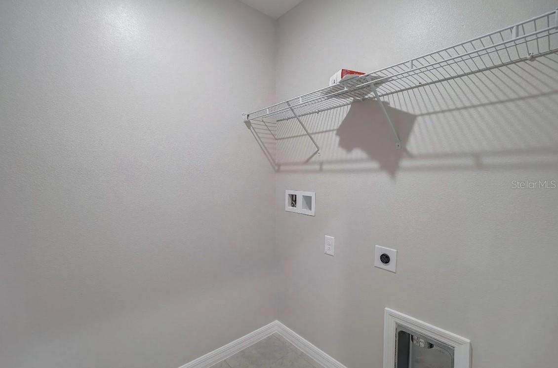 33 CLEMSON RD — photo 21