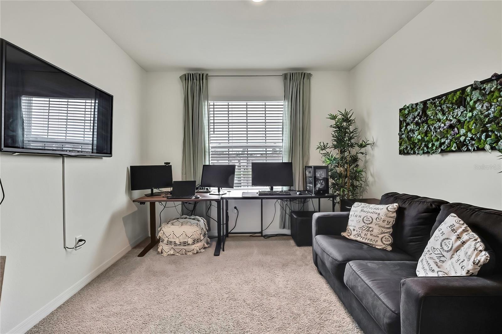 16662 MAUDE DR — photo 41