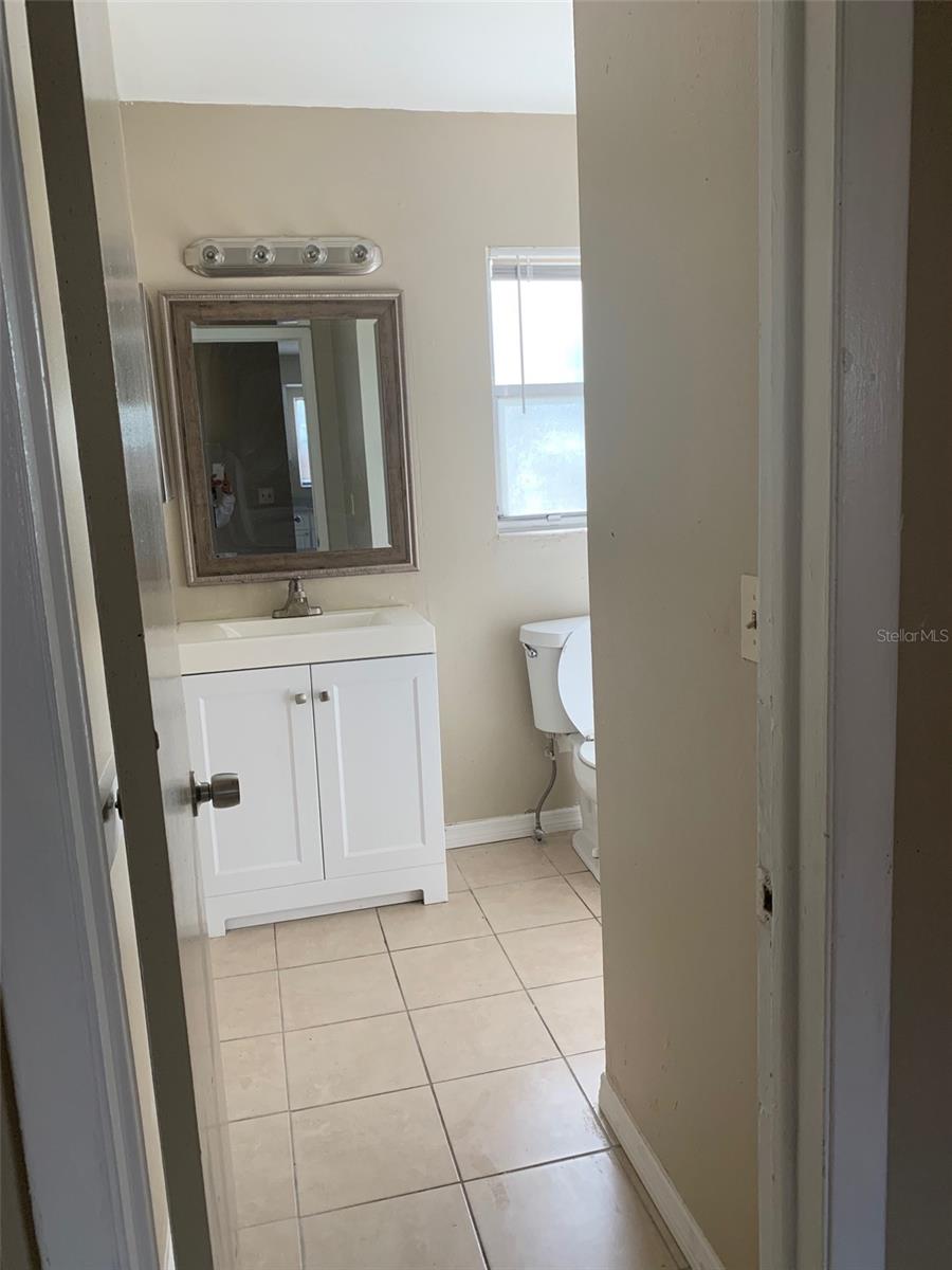 9502 BANYAN AVE #A — photo 14