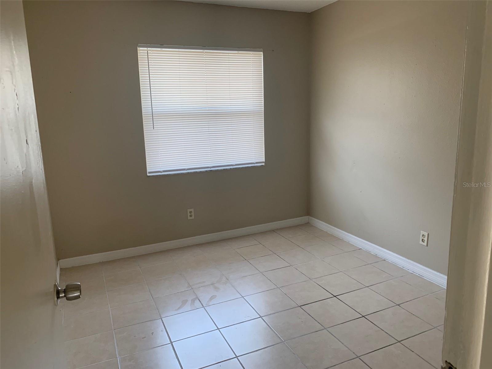 9502 BANYAN AVE #A — photo 10