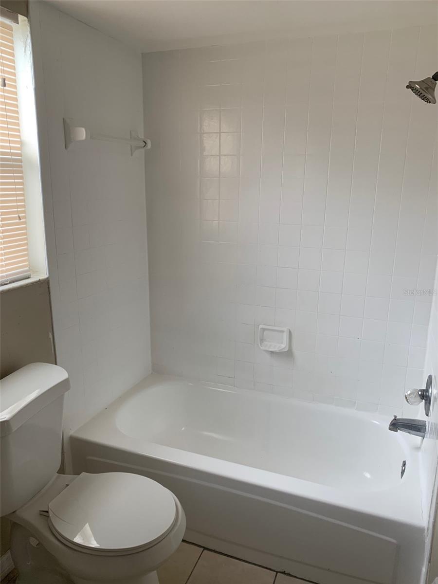 9502 BANYAN AVE #A — photo 9