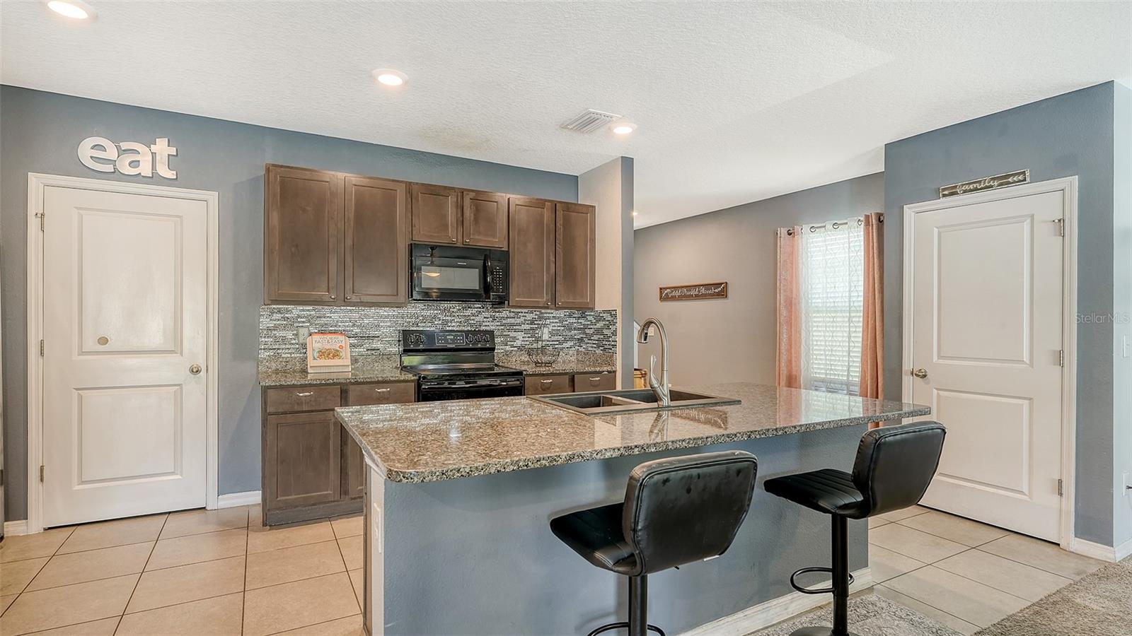 5206 WILLOW BREEZE WAY — photo 15