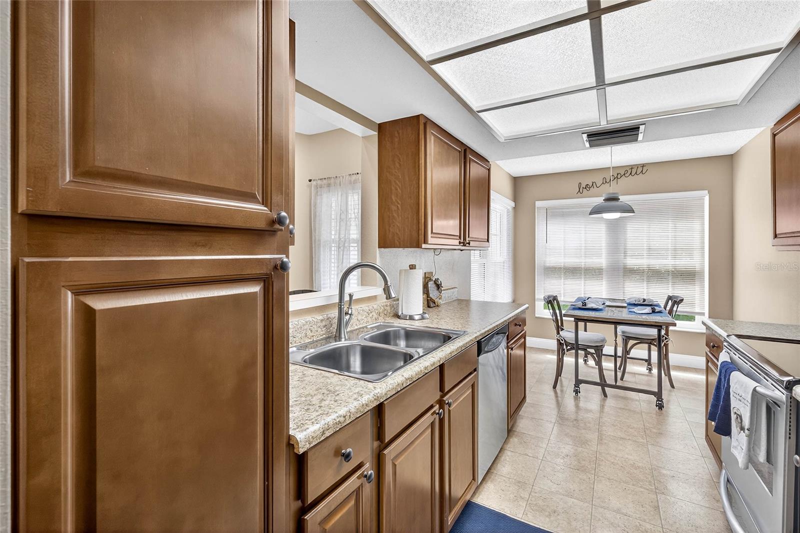 4658 WALLINGFORD CT — photo 23