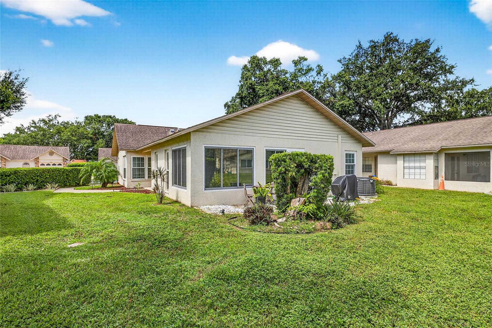 4658 WALLINGFORD CT — photo 33