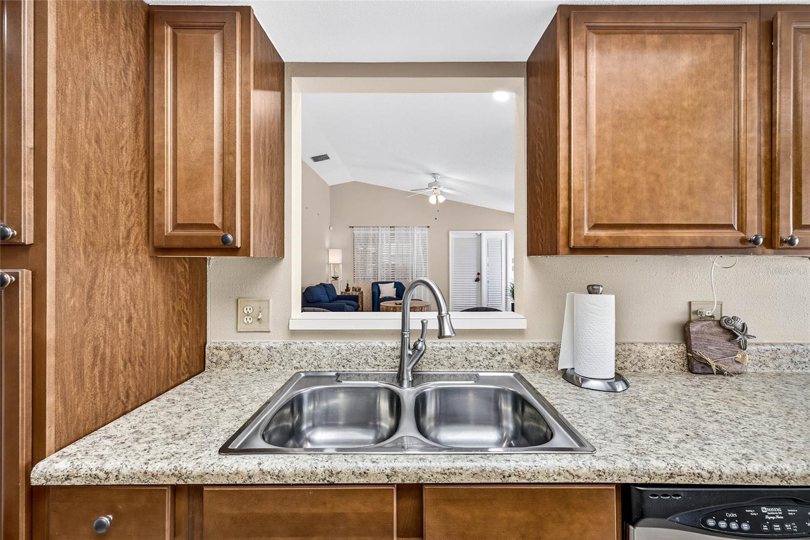 4658 WALLINGFORD CT — photo 28