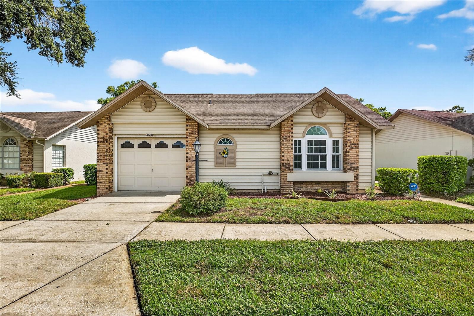 4658 WALLINGFORD CT — photo 36