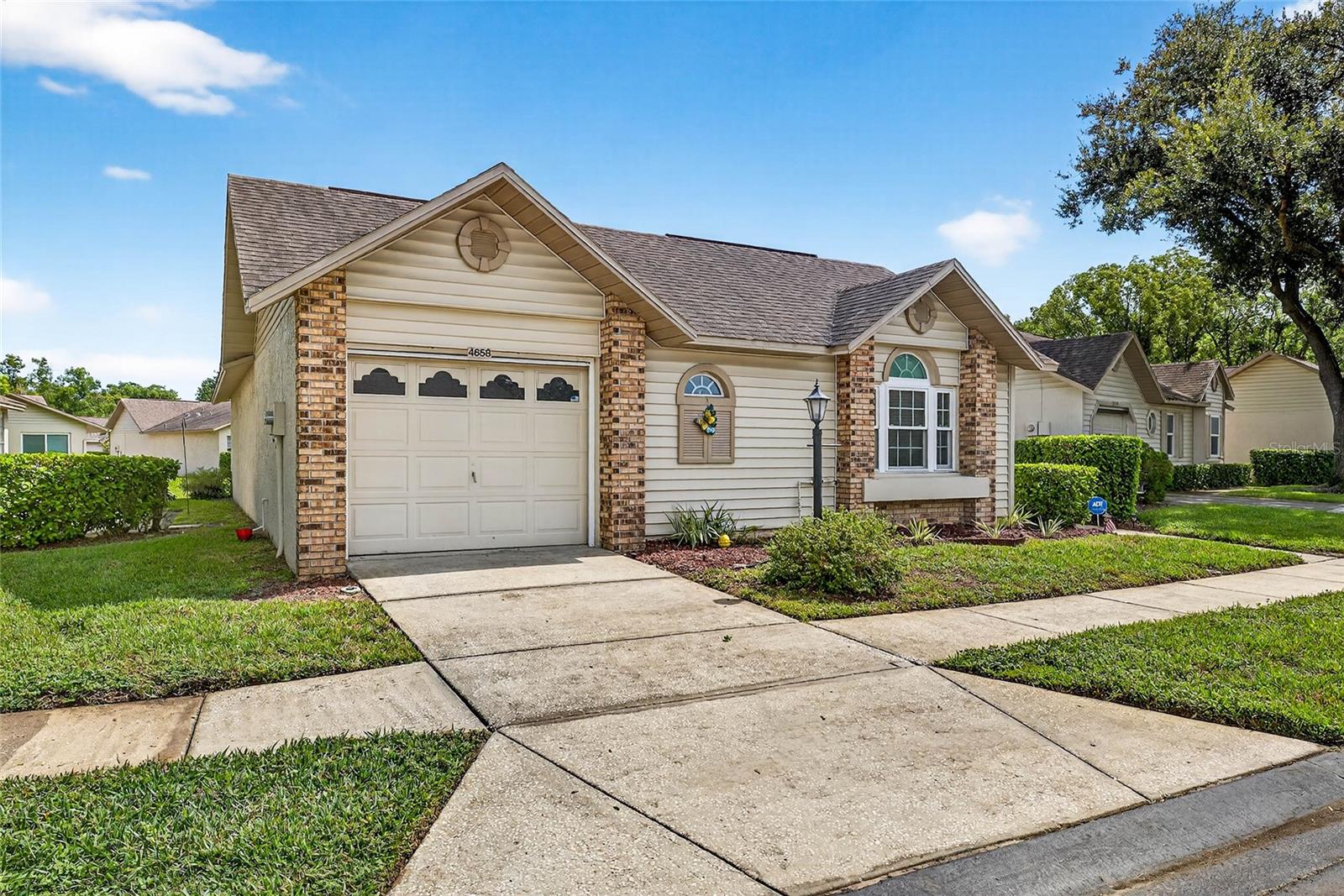 4658 WALLINGFORD CT — photo 37