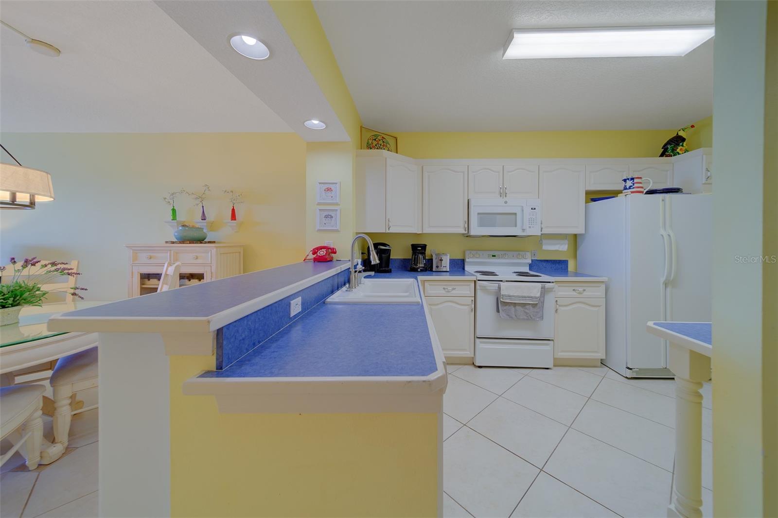 16450 GULF BLVD #564 — photo 9