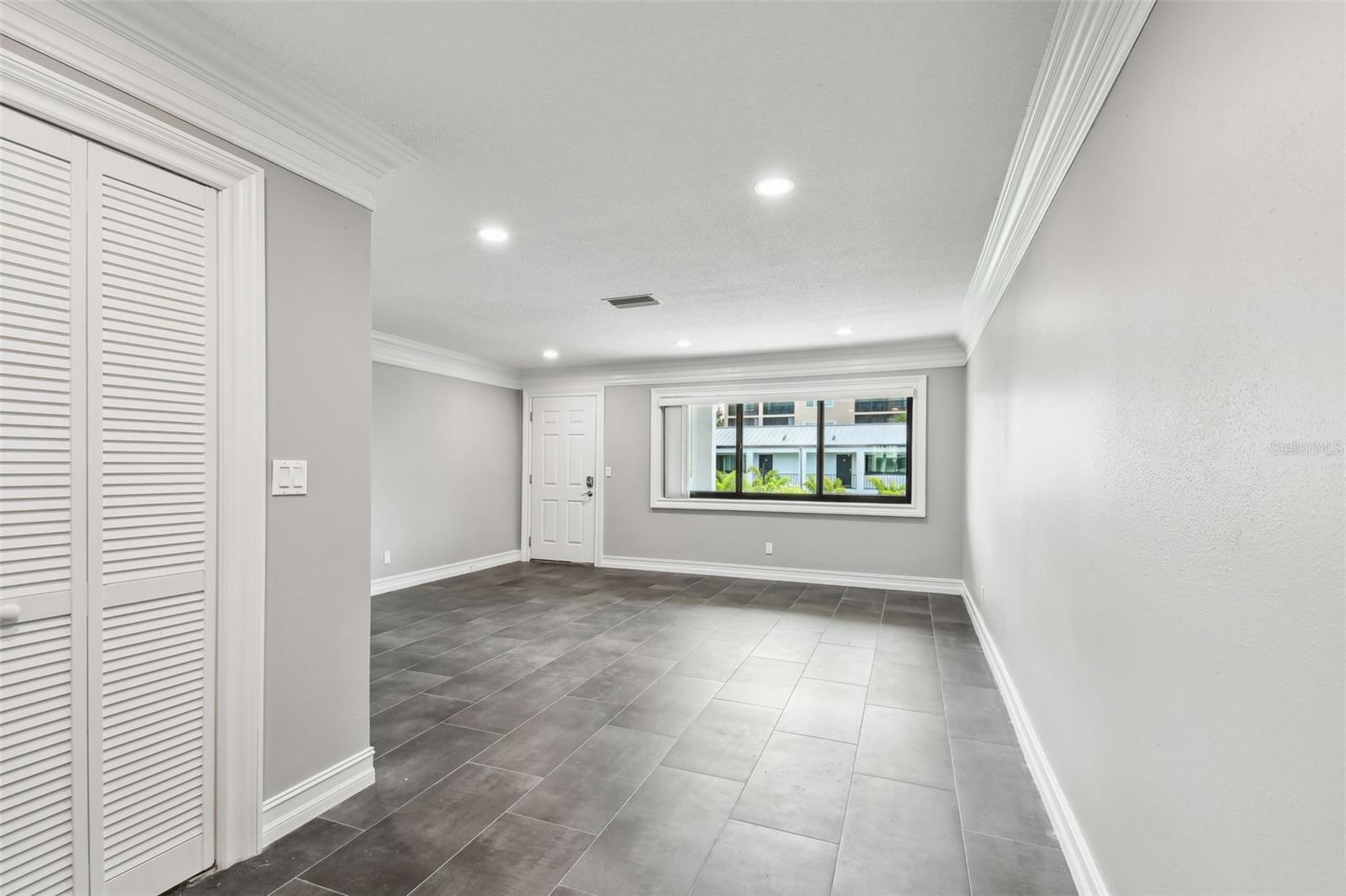 2942 W BAY DR #24 — photo 12