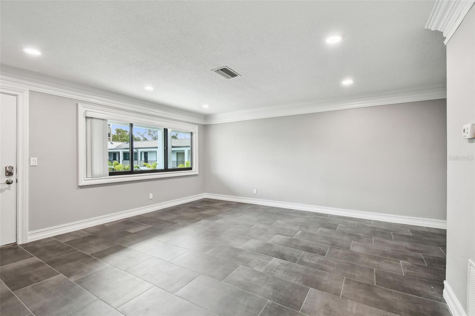 2942 W BAY DR #16 — photo 7