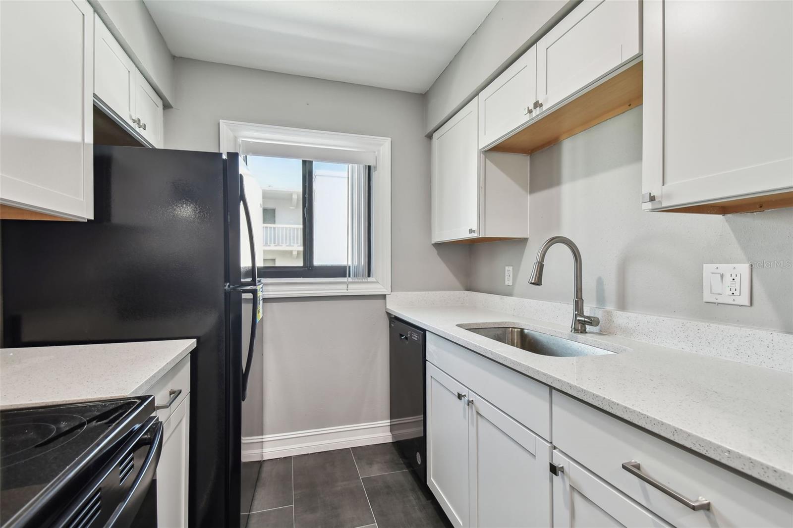 2942 W BAY DR #16 — photo 13
