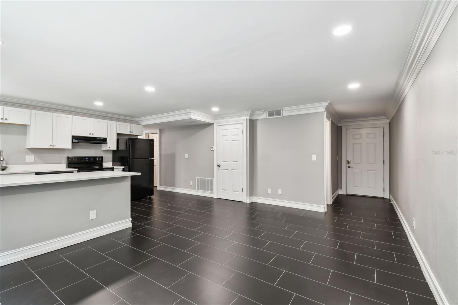 2942 W BAY DR #33 — photo 10
