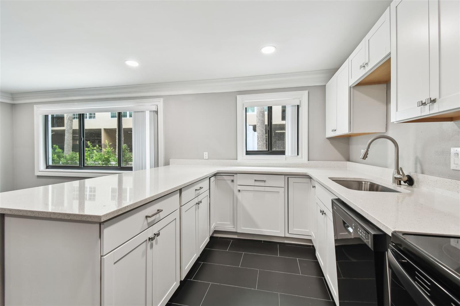 2942 W BAY DR #33 — photo 16